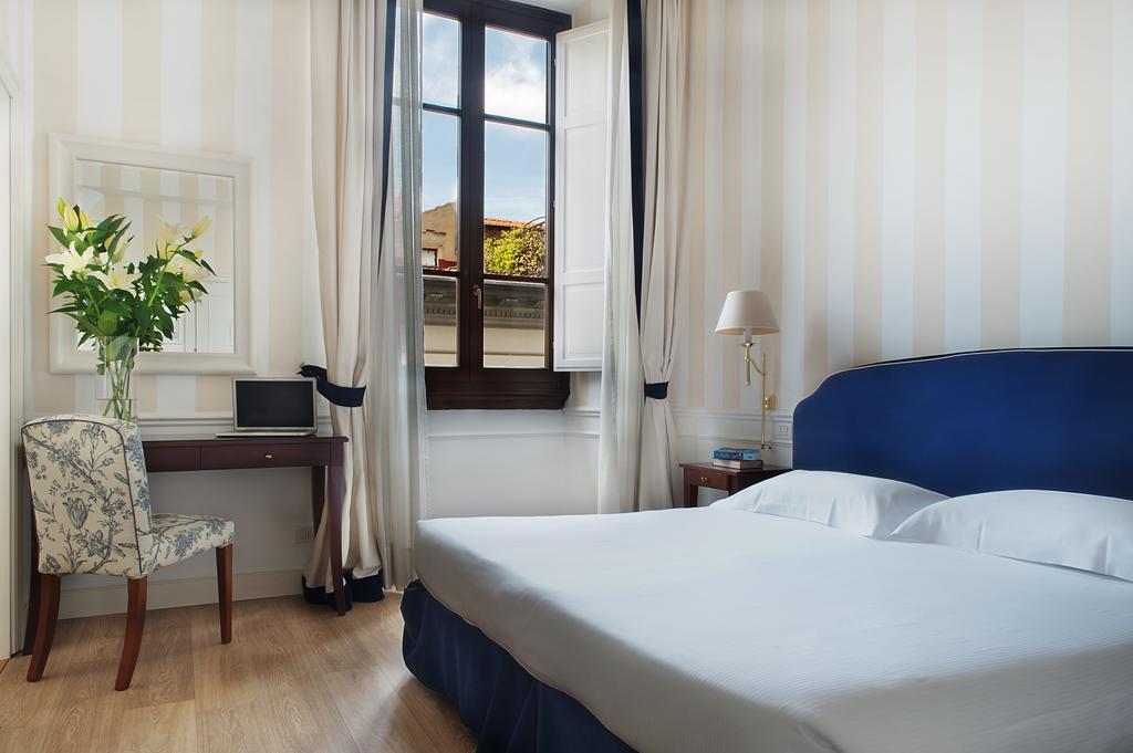 Fh55 Calzaiuoli Hotel Florencia